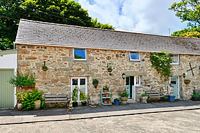 River Cottage - entrance